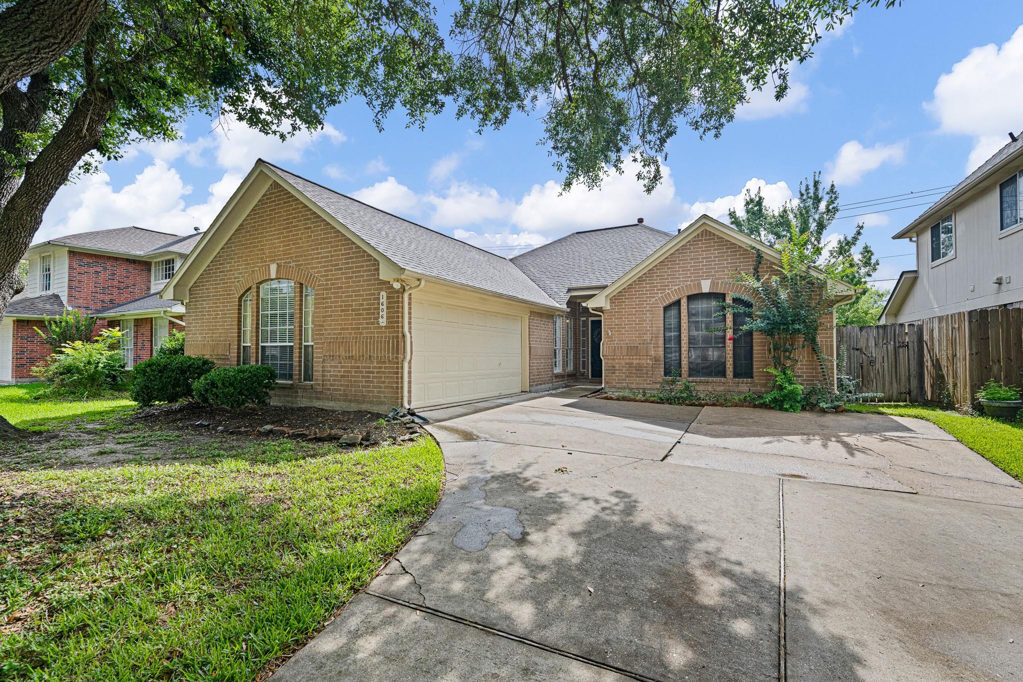 1606 Mabry Mill Road