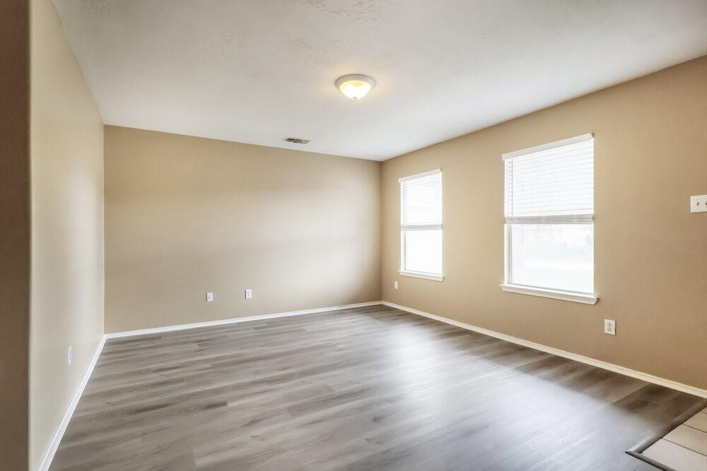 21211 Linden House Court