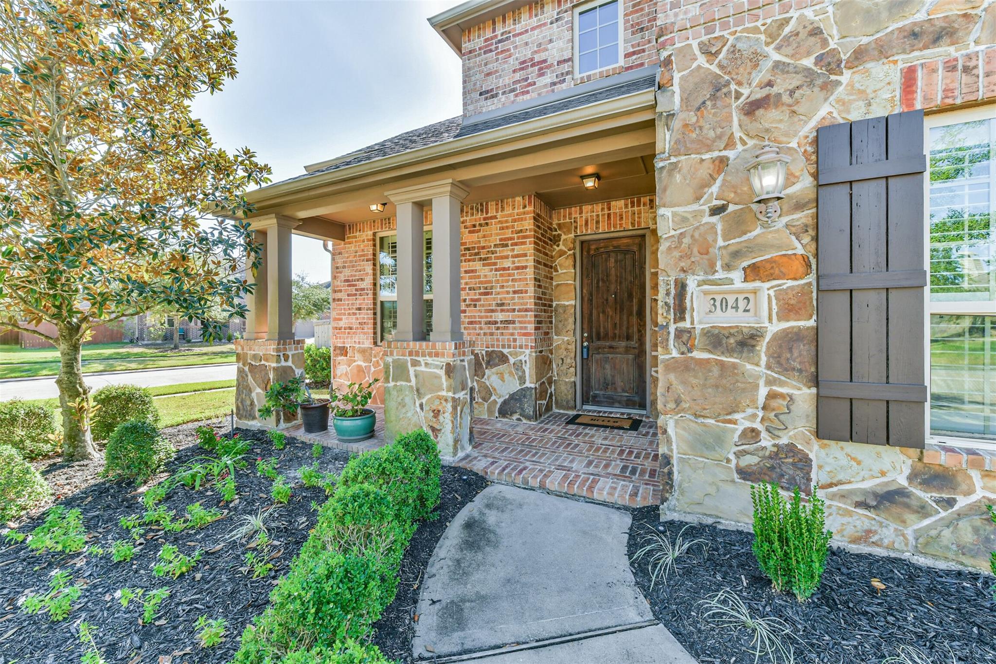 3042 Rabbit Brush Lane