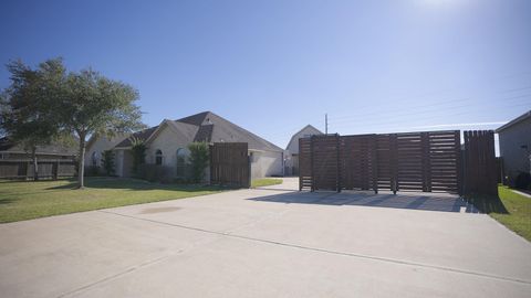 Property photo of 38 palmero way, manvel, TX 77578