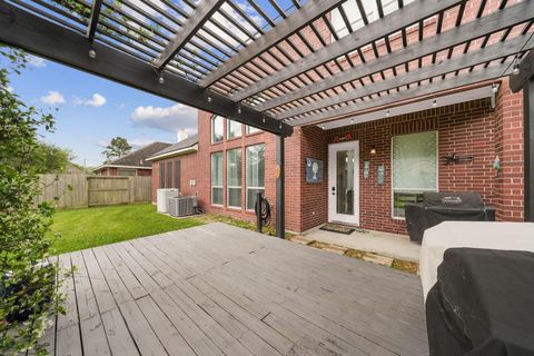 Tiny photo for 1713 Sterling Creek Ct, League City, TX 77573 (MLS # 39875779)