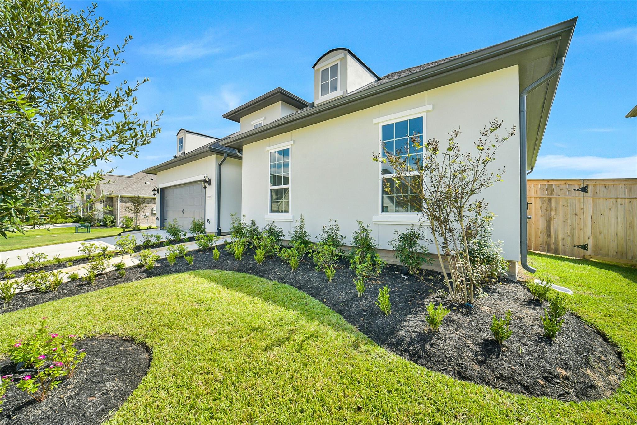 9910 Deep Water Drive