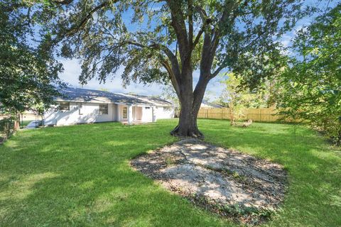 Tiny photo for 6031 Dellfern Drive, Houston, TX 77035 (MLS # 93163197)