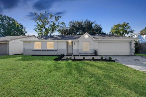 Photo of 6031 Dellfern Drive, Houston, TX 77035 (MLS # 93163197)
