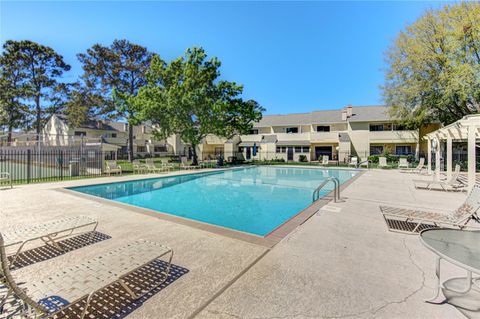 Photo of 14515 Wunderlich Drive #1602, Houston, TX 77069 (MLS # 66600588)