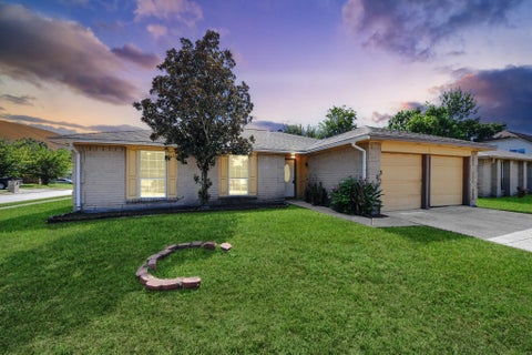 Photo of 3607 Cheaney Drive, Houston, TX 77066 (MLS # 14603526)