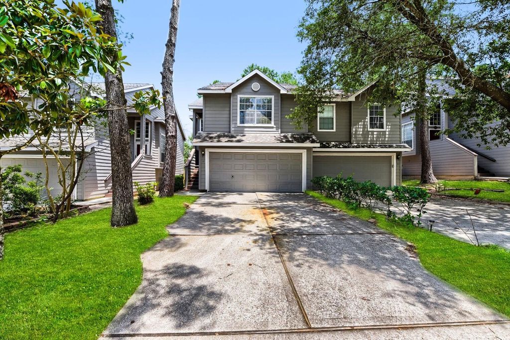 Photo of 11 Wineberry Place, Spring, TX 77382 (MLS # 4435909)