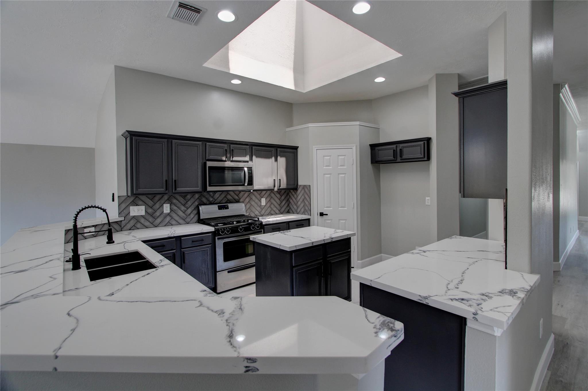 17111 Valley Palms Drive