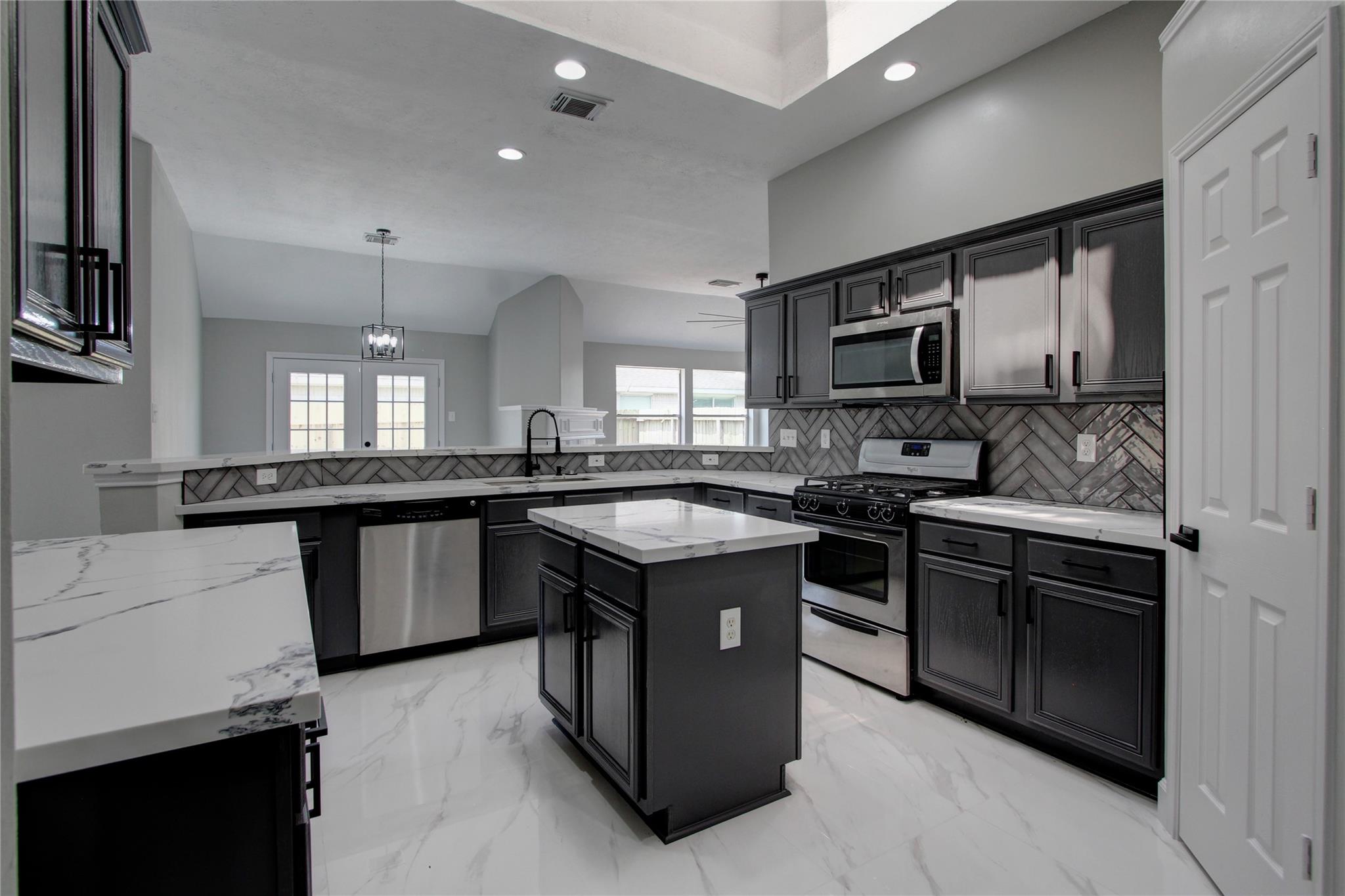 17111 Valley Palms Drive