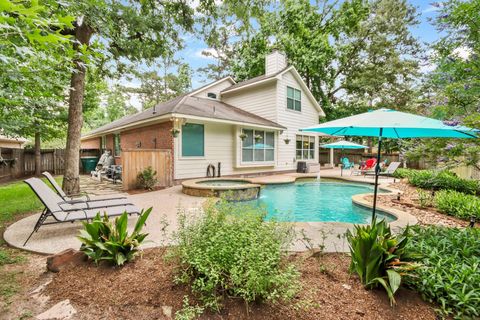 Photo of 3 S Misty Canyon Place, The Woodlands, TX 77385 (MLS # 35515927)