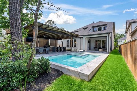Photo of 28 Clearview Terrace Place, Tomball, TX 77375 (MLS # 30011305)