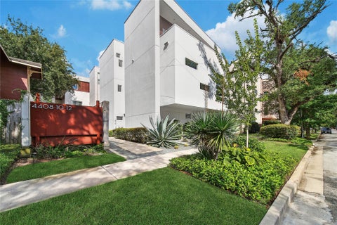 Photo of 4408 Mount Vernon Street, Houston, TX 77006 (MLS # 10367164)