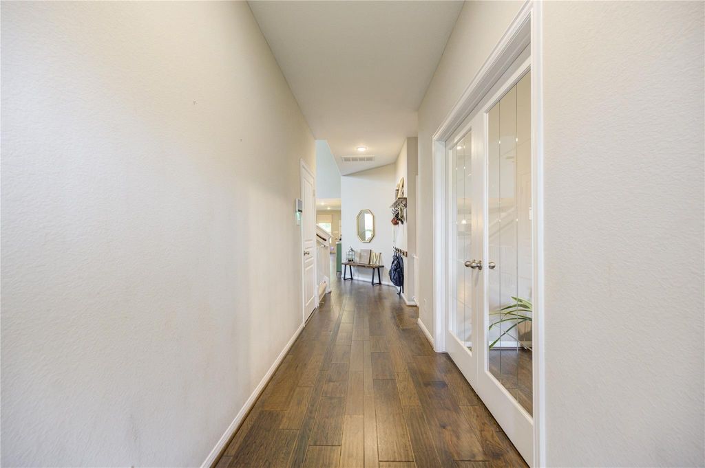 Photo of 5323 Rivers Edge Drive, Richmond, TX 77469 (MLS # 75017362)