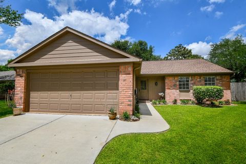 Photo of 4027 Blacksmith Lane, Sugar Land, TX 77479 (MLS # 46179769)