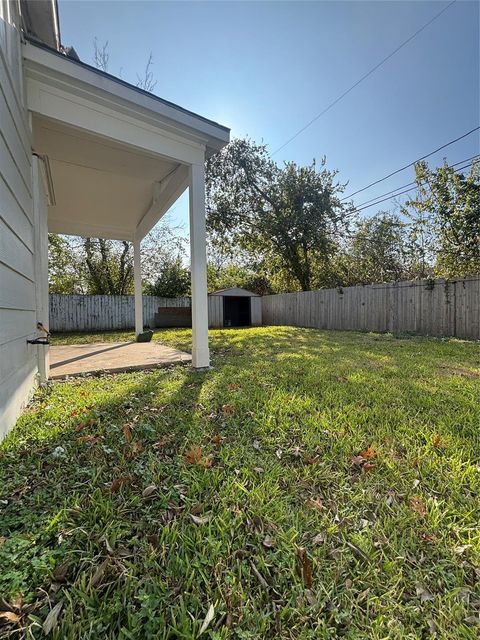 Tiny photo for 1205 Bank Drive, Houston, TX 77547 (MLS # 49340673)