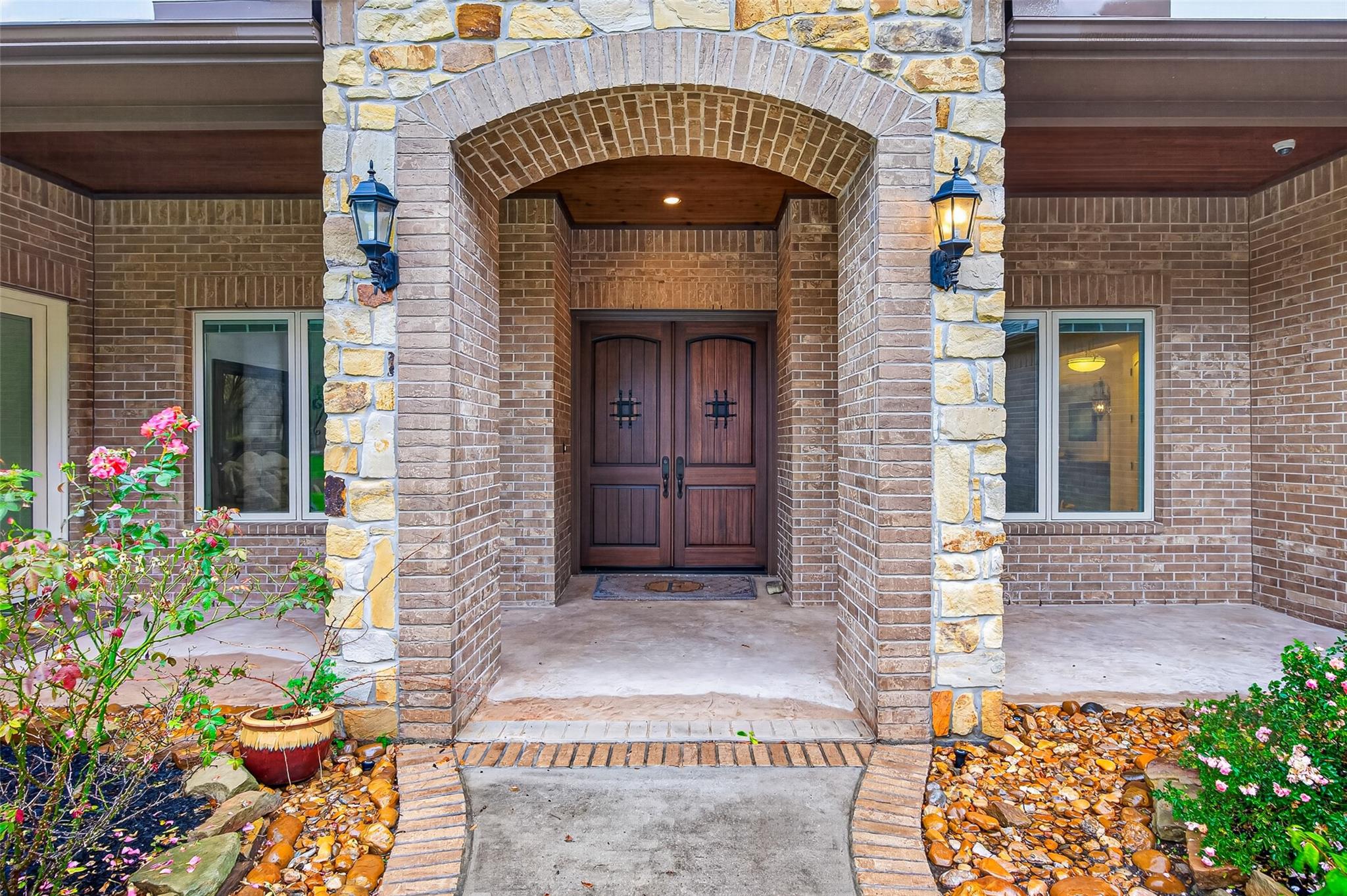 19267 Serpenteer Drive