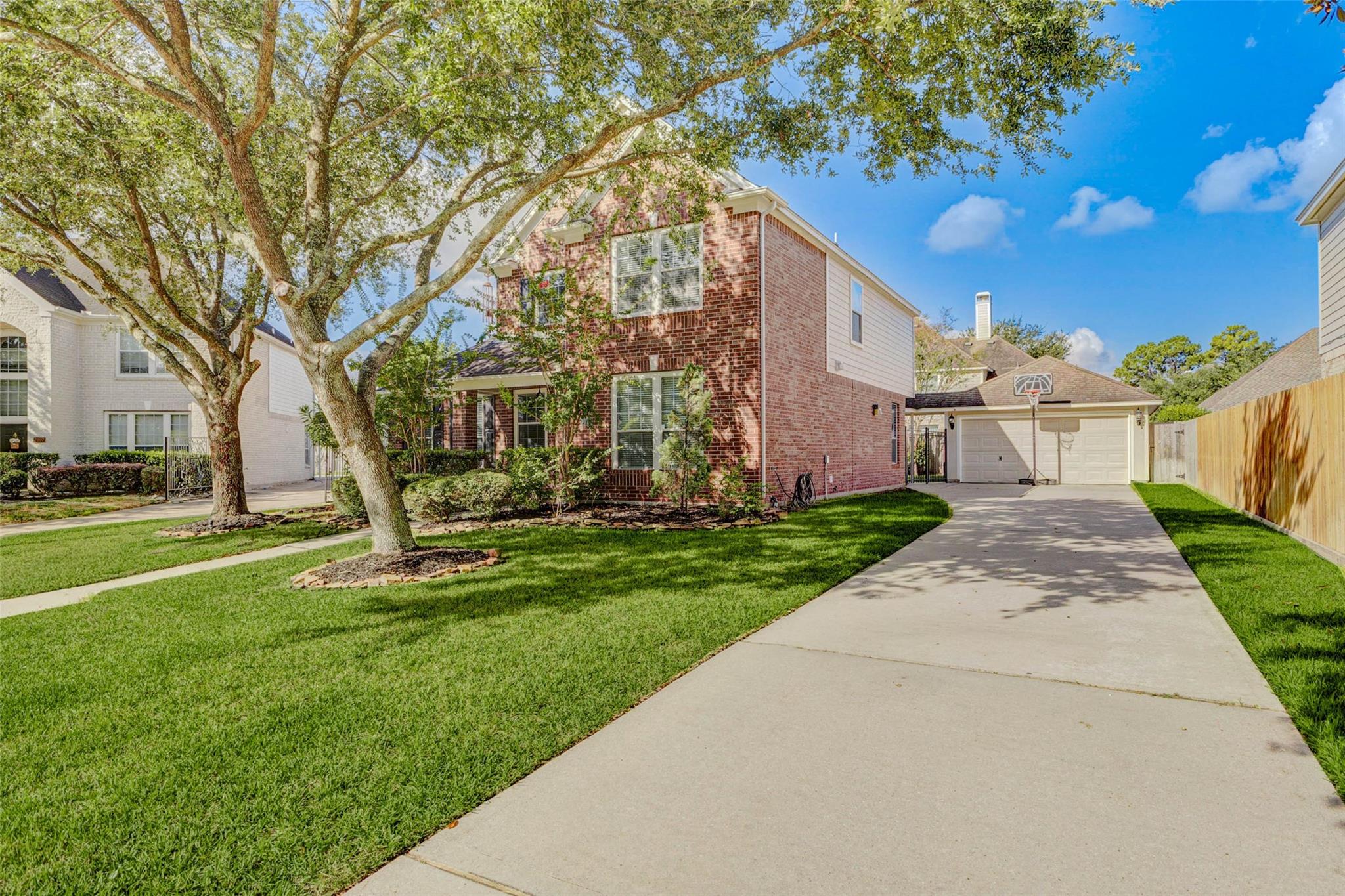 7011 Timber Post Lane