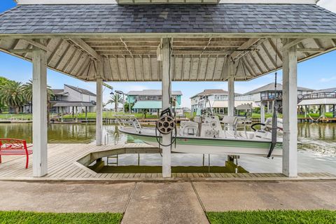 Tiny photo for 7 N Flamingo Street, La Marque, TX 77568 (MLS # 22947131)