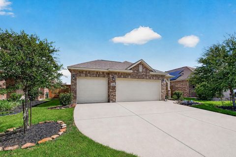 Photo of 1329 Red Hills Drive, Rosharon, TX 77583 (MLS # 26499792)