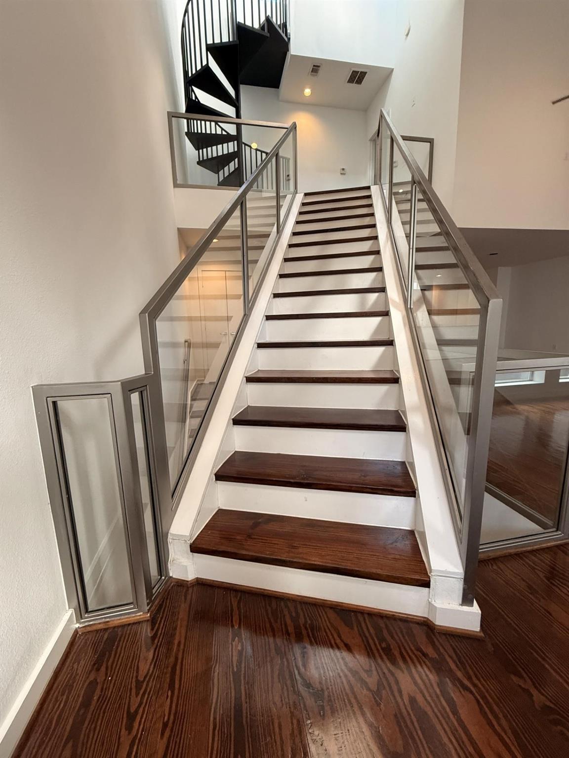 Houston, Texas 77020, United States, 2 Bedrooms Bedrooms, ,2 BathroomsBathrooms,Residential,Active,247112