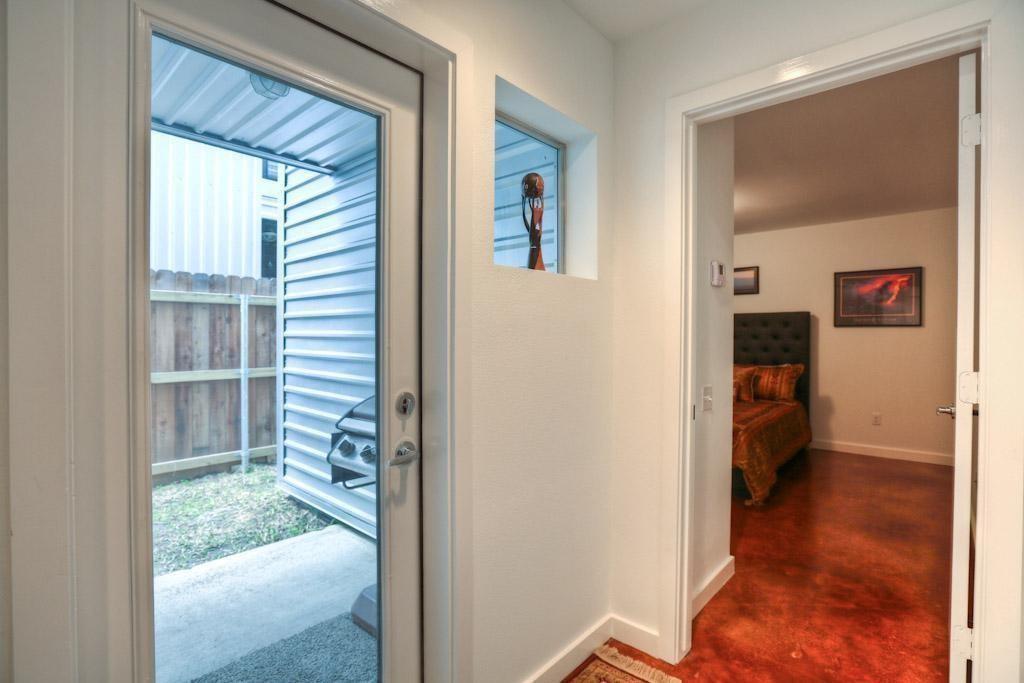 Houston, Texas 77020, United States, 2 Bedrooms Bedrooms, ,2 BathroomsBathrooms,Residential,Active,247112