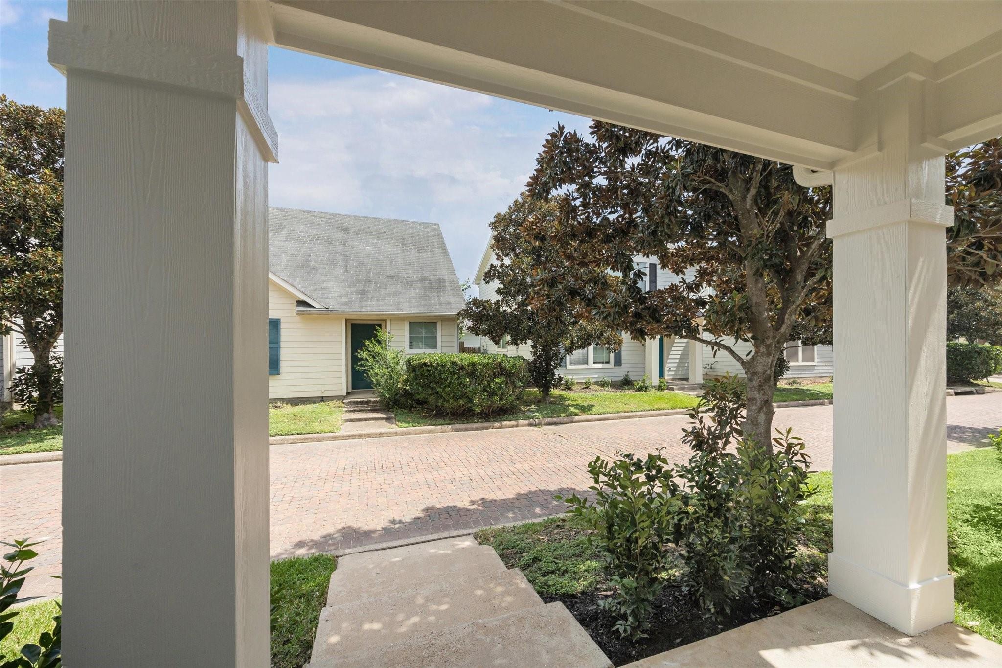 6205 Lone Prairie Way