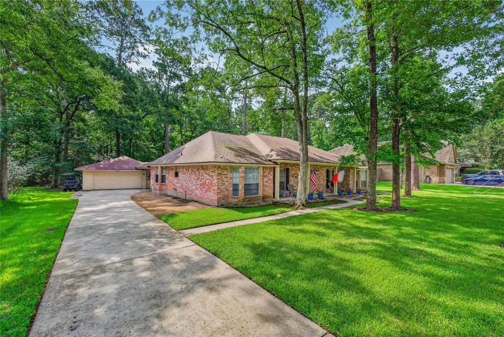 Photo of 97 Panorama Drive, Panorama Village, TX 77304 (MLS # 48842946)