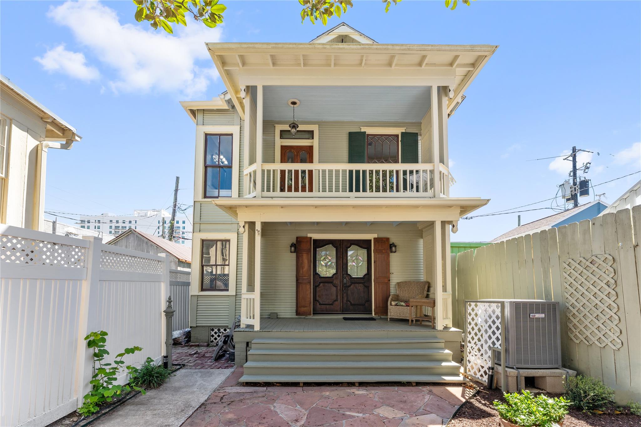 611 Church Street