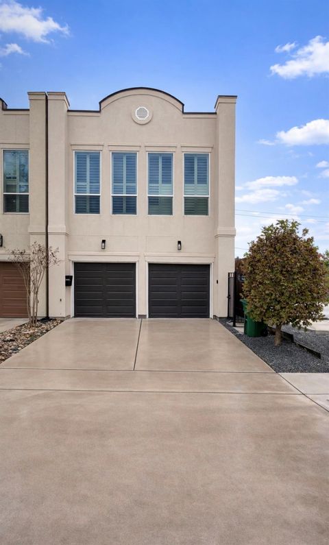 4912 Rose Street Houston TX 77007