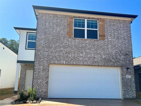 Photo of 652 Craven Street, Montgomery, TX 77316 (MLS # 60585047) Photo of 652 Craven Street, Montgomery, TX 77316 (MLS # 60585047)