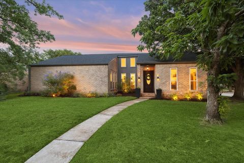 Photo of 2227 Holly Knoll Street, Houston, TX 77077 (MLS # 88174399)