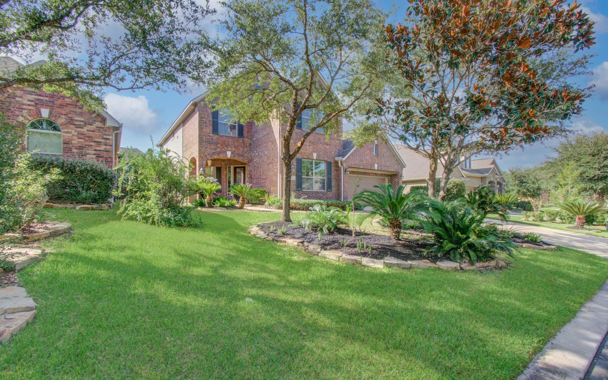 107 N Victoriana Circle