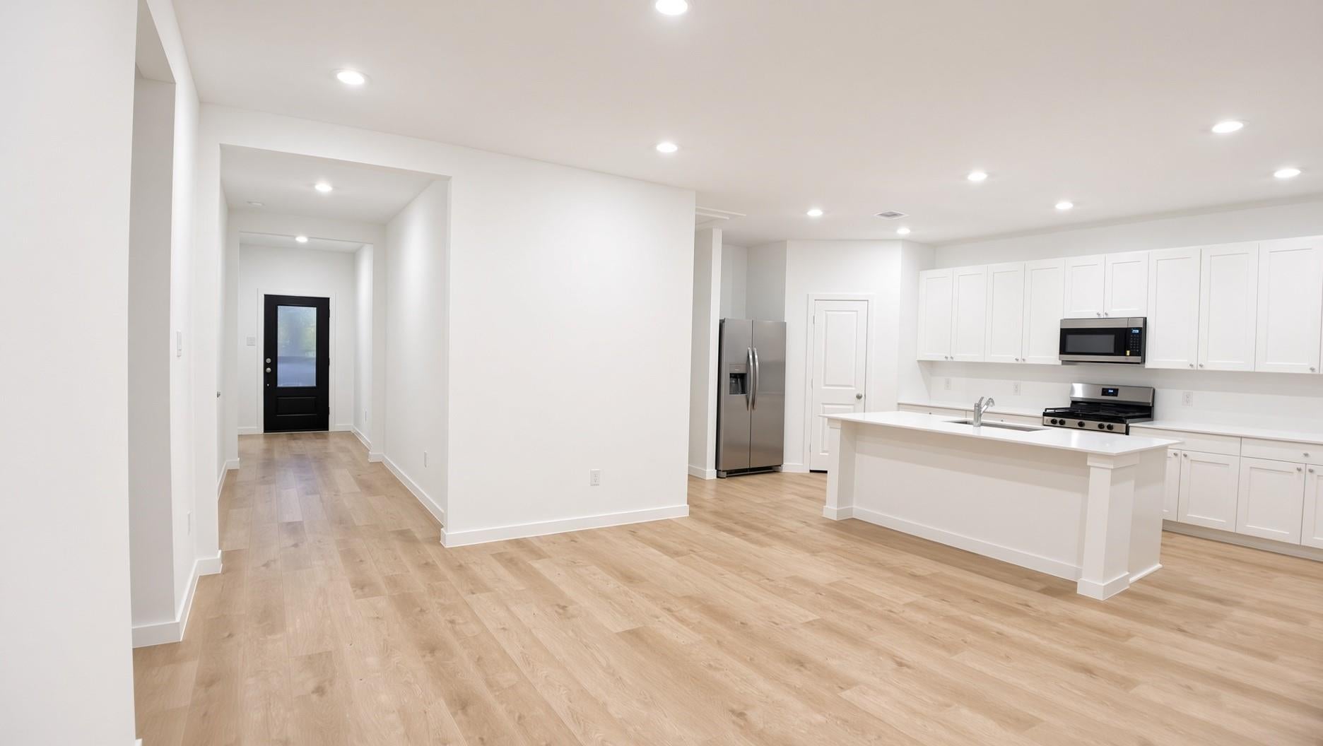 8202 Rustic Pine Trail