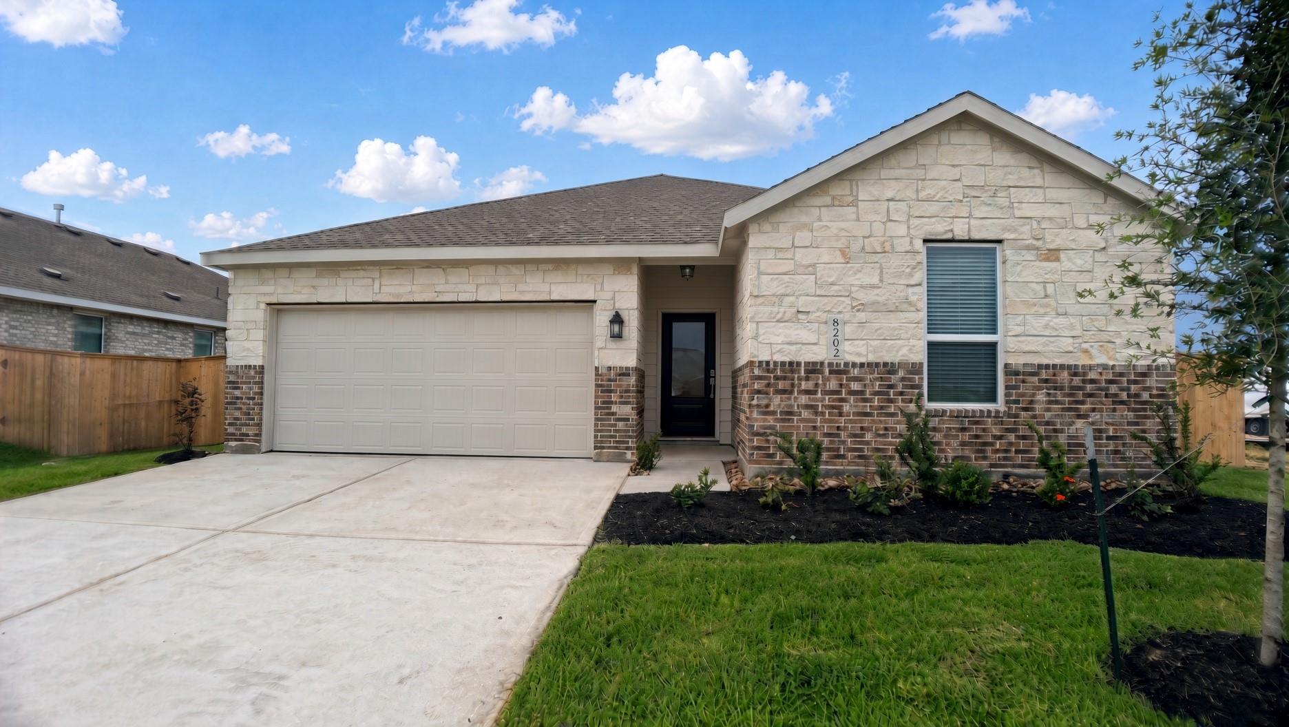 8202 Rustic Pine Trail