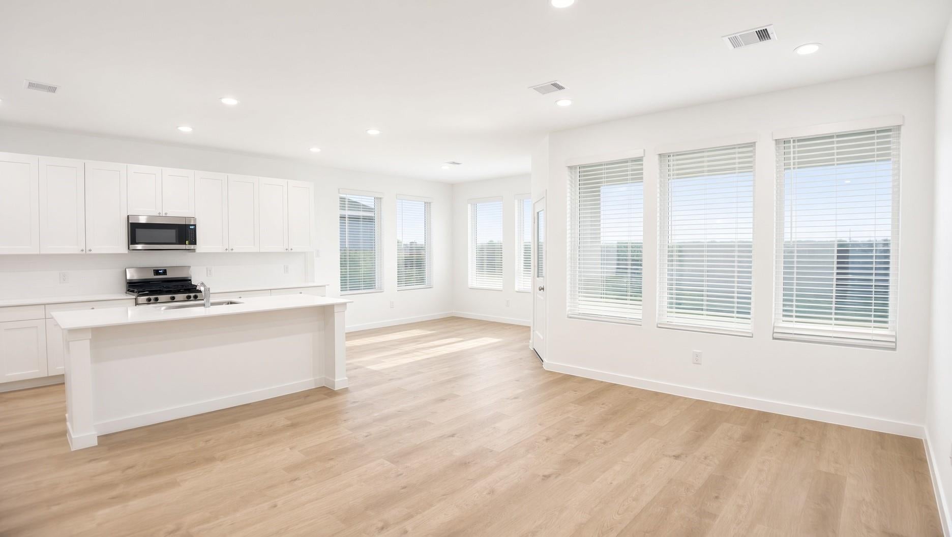 8202 Rustic Pine Trail