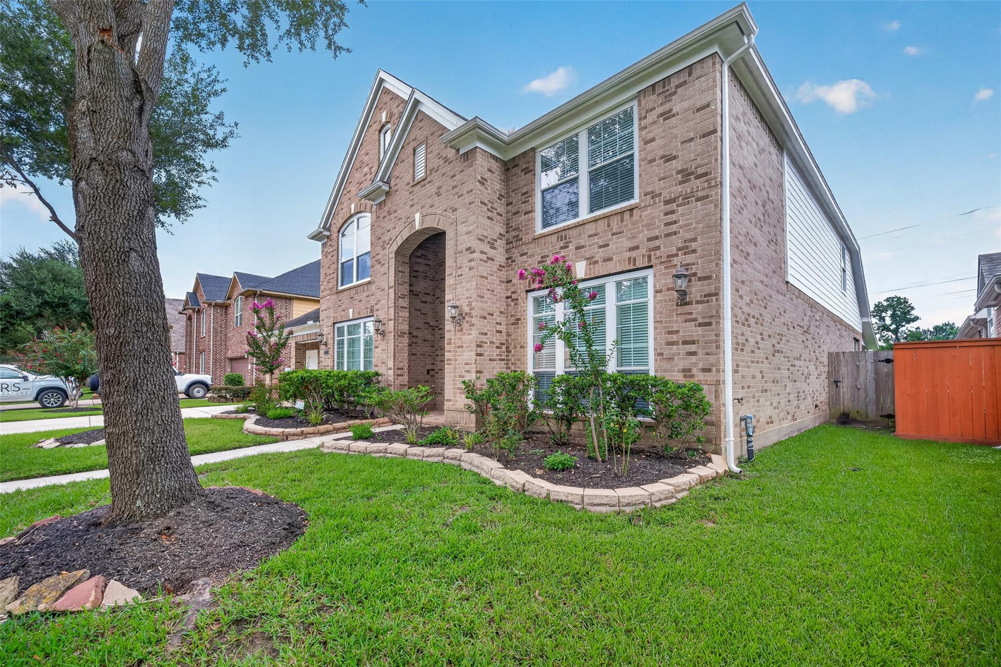9211 Cold Hollow Lane