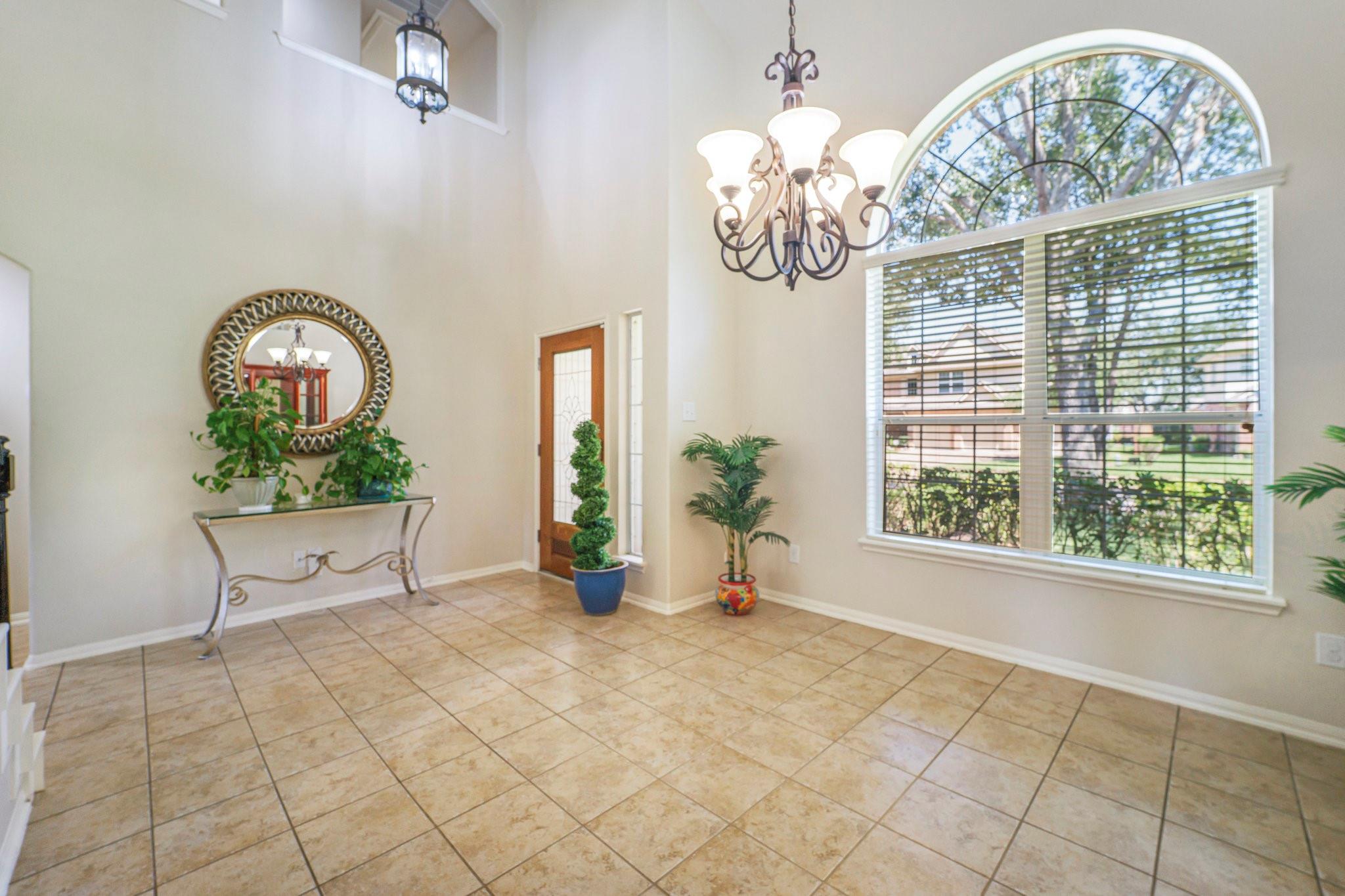 5807 Horseshoe Falls