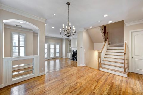 Photo of 1523 Haddon St #B, Houston, TX 77006 (MLS # 27284025)