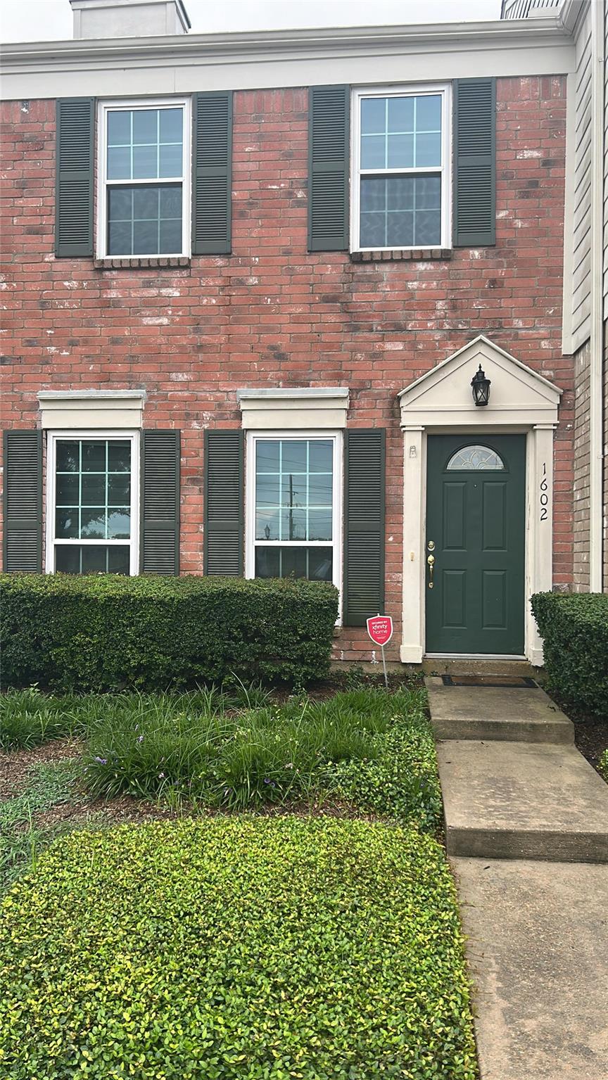 2910 Grants Lake Boulevard 1602