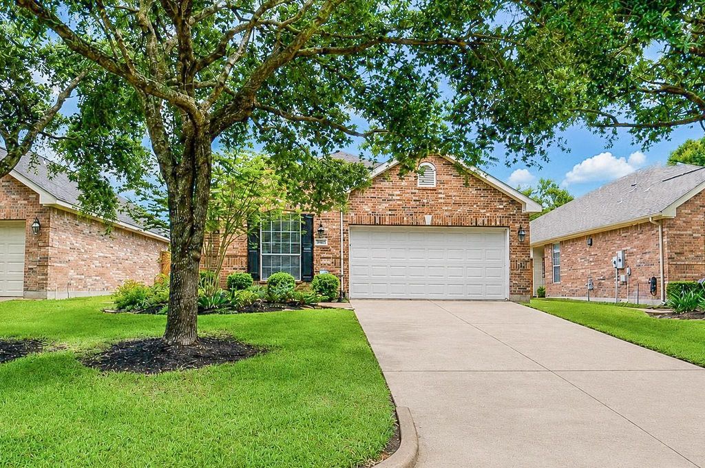 Photo of 5306 Baron Trace Lane, Katy, TX 77494 (MLS # 40770208)