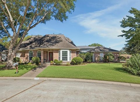 Photo of 12850 Rich Court, Houston, TX 77077 (MLS # 11662407)
