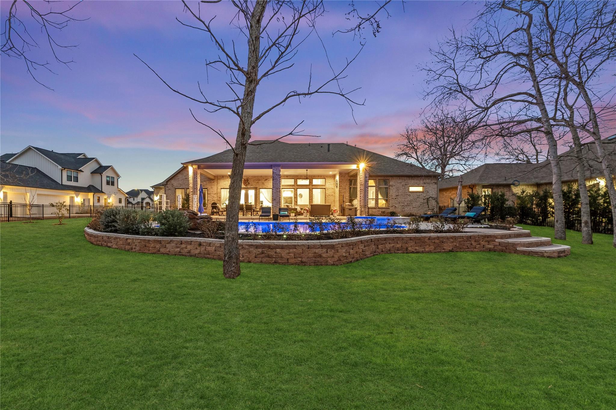 4218 Wooded Isle Way