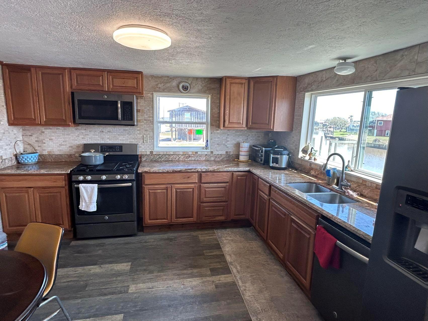 437 County Road 201