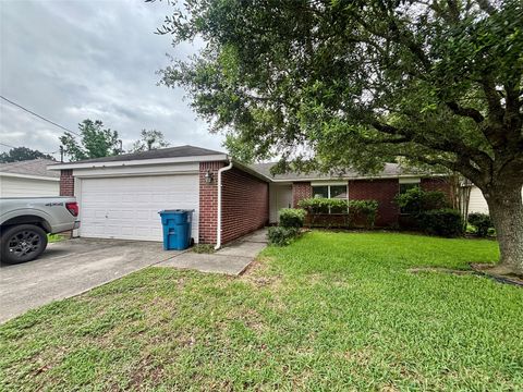 Photo of 16322 Long Valley Court, Conroe, TX 77302 (MLS # 16000381)