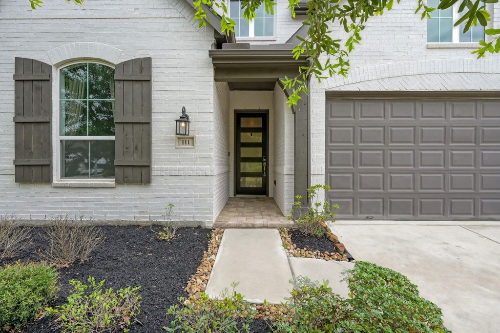 Photo of 111 Liatris Court, Conroe, TX 77304 (MLS # 37268659)