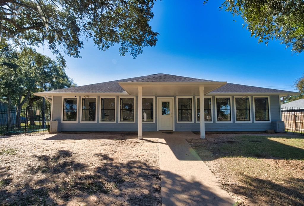 Photo of 6418 County Road 659, Brazoria, TX 77422 (MLS # 77215404)