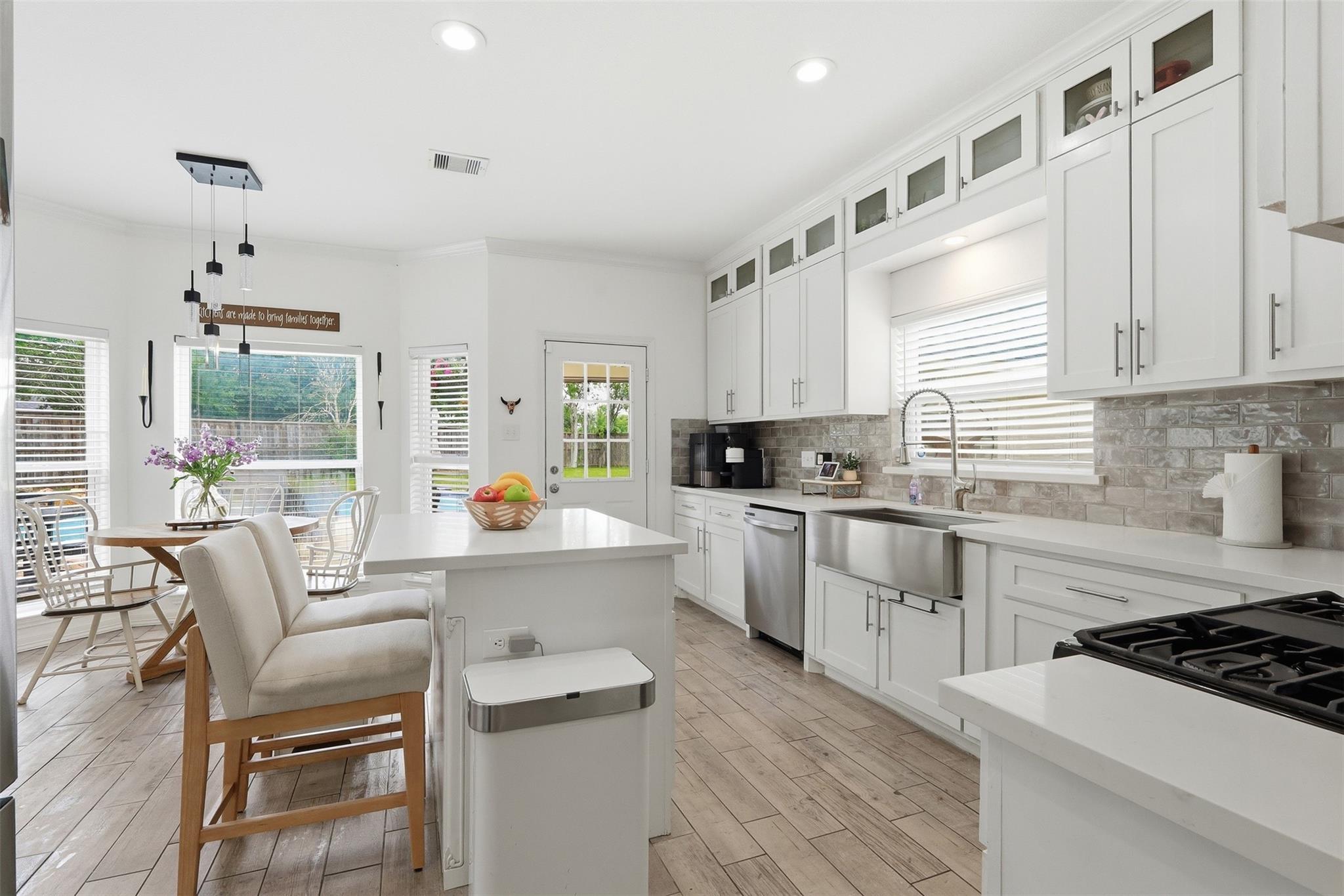 2402 Daytona Court