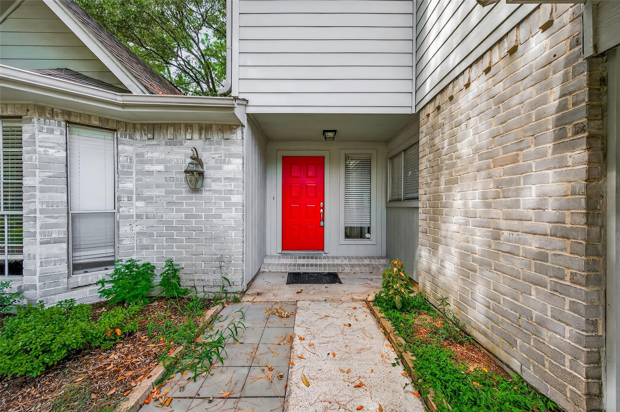 11202 Crooked Pine Drive