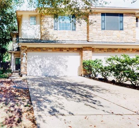 Photo of 213 Drake Run Lane, Dickinson, TX 77539 (MLS # 94171552)