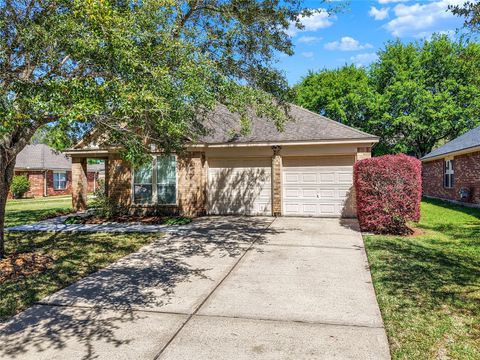 Photo of 26920 Carriage Manor Lane, Kingwood, TX 77339 (MLS # 79910984)